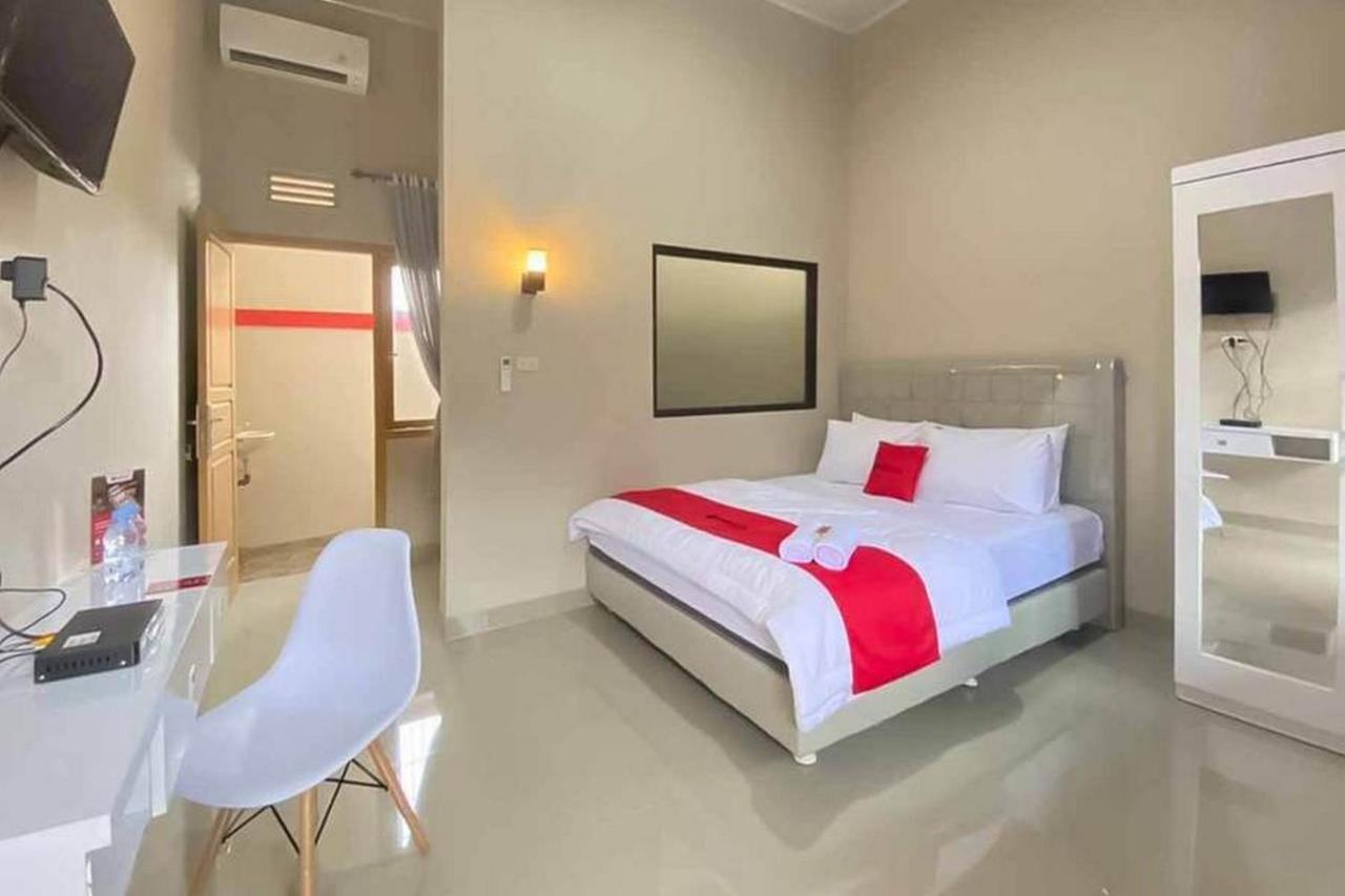 Reddoorz Syariah Near Hajimena Lampung Hotell Bandar Lampung Eksteriør bilde