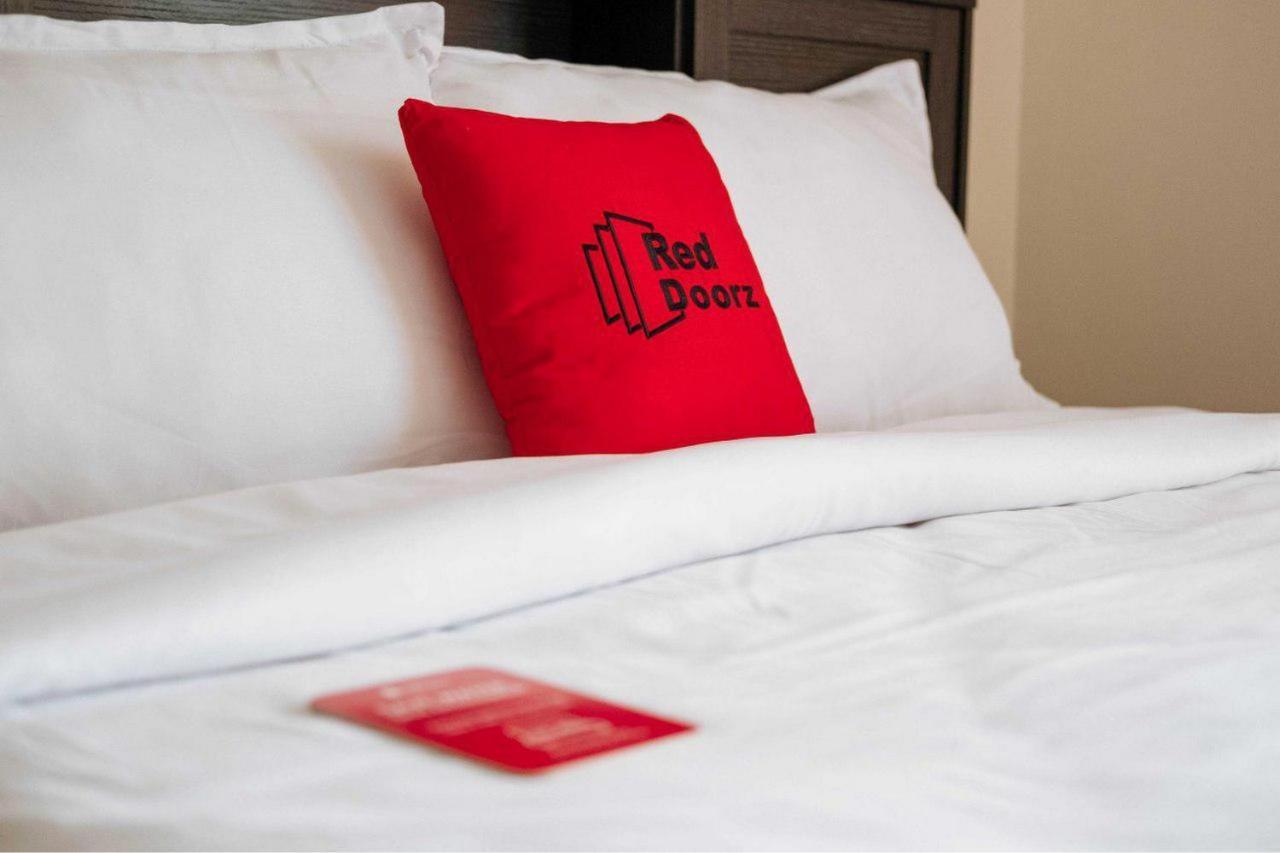 Reddoorz Syariah Near Hajimena Lampung Hotell Bandar Lampung Eksteriør bilde
